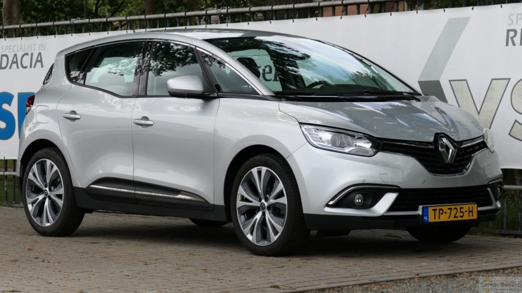 Renault Scénic - TCe 140 EDC Automaat Intens - AutoWereld.nl
