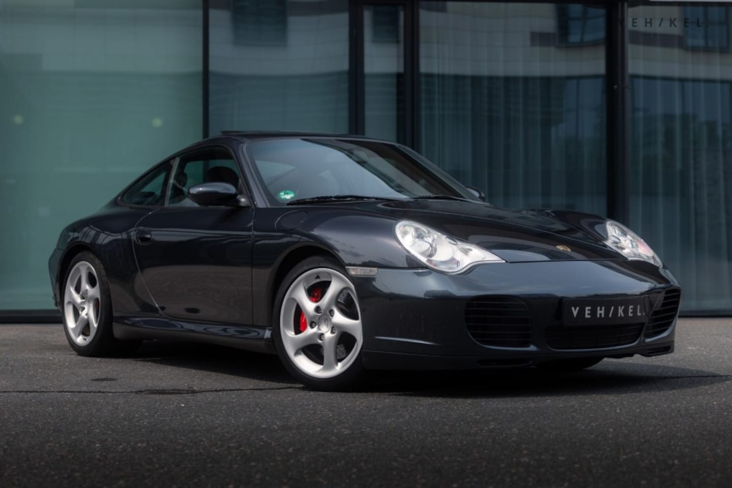 Porsche 911 - 3.6 CARRERA 4S Handgeschakeld - Schuifdak - Topstaat - AutoWereld.nl
