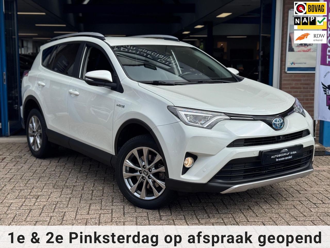 Toyota RAV4 - 2.5 Hybrid Executive Business 2016 AUT NAVI NAP! - AutoWereld.nl