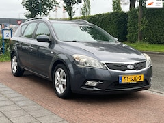 Kia Cee'd Sporty Wagon - 1.4 CVVT Plus *Trekhaak | Navi| Incl. nwe APK