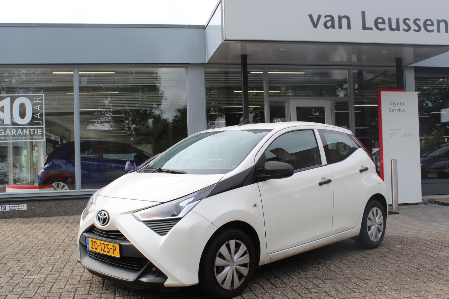 Toyota Aygo X - X-FUN 5-DEURS AIRCO EL-RAMEN - AutoWereld.nl