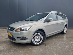 Ford Focus Wagon - 2.0 Titanium AUTOMAAT XENON CRUISE ECC TREKHAAK