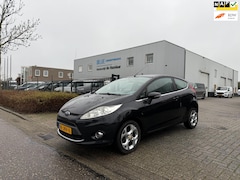 Ford Fiesta - 1.25 Titanium | NAP Airco Parkeersensoren LM velgen |