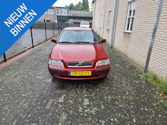 Volvo V40 - 1.8