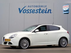 Alfa Romeo Giulietta - 1.4 T Distinctive / NL-Auto / Handbak / 170 PK / 197dkm NAP