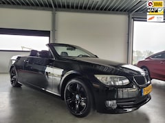 BMW 3-serie Cabrio - 320i Sportief / Leder