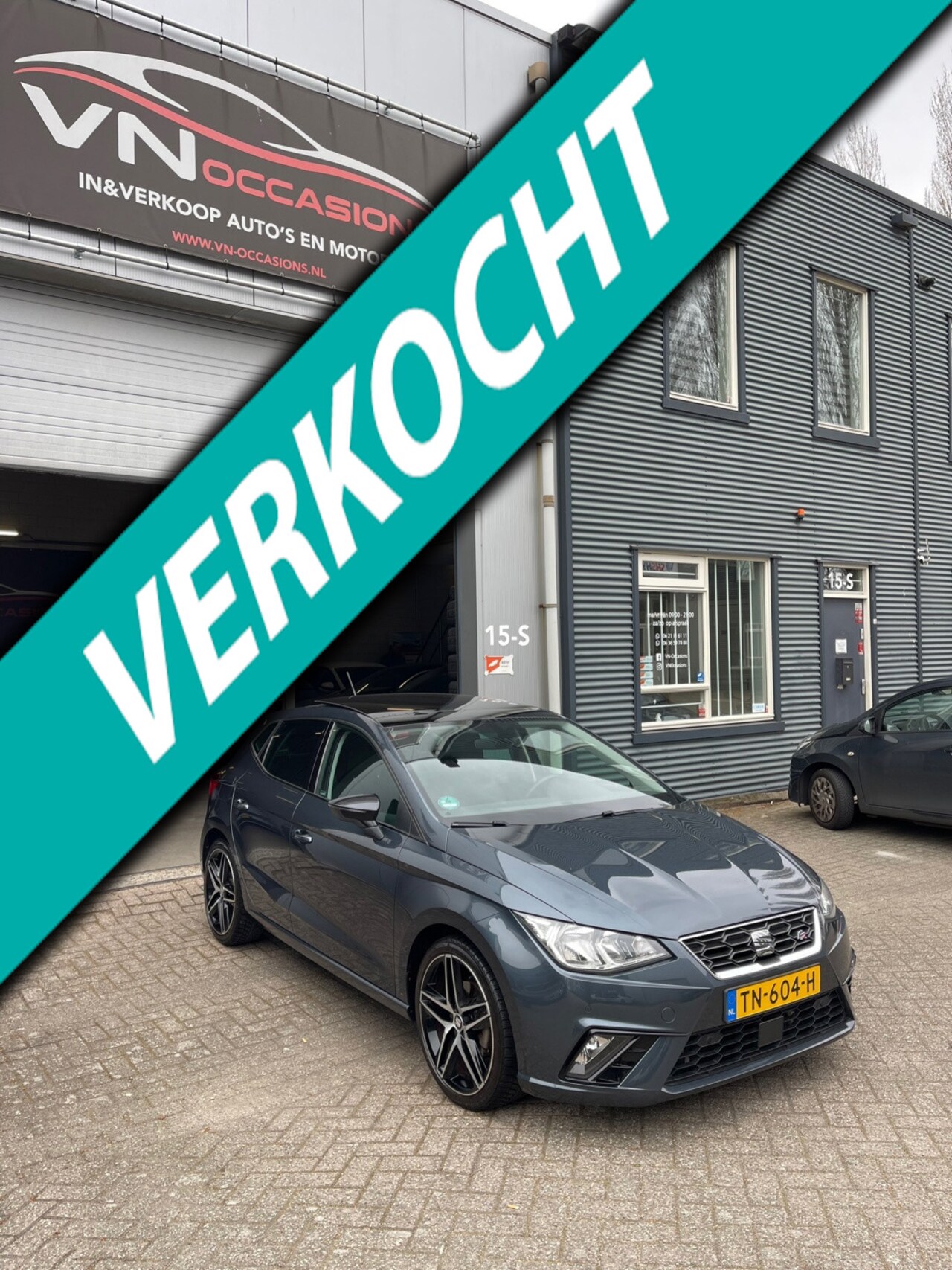 Seat Ibiza - 1.0 TSI DSG AUTOMAAT FR Business Intense PANO NAP - AutoWereld.nl