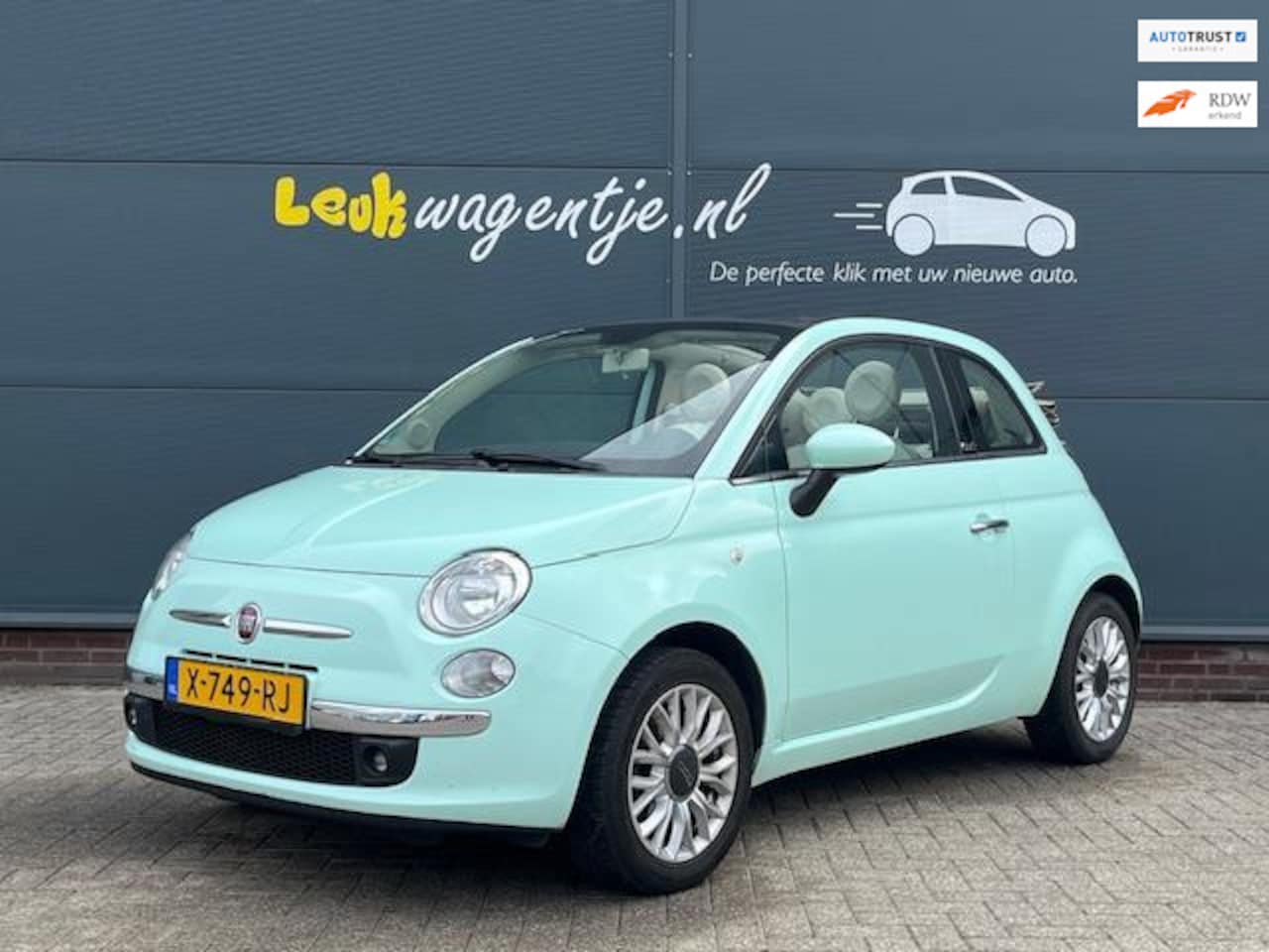 Fiat 500 C - 1.2 Lounge *mintgroen *climate *bluetooth - AutoWereld.nl