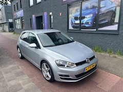 Volkswagen Golf - 1.2 TSI Highline navi