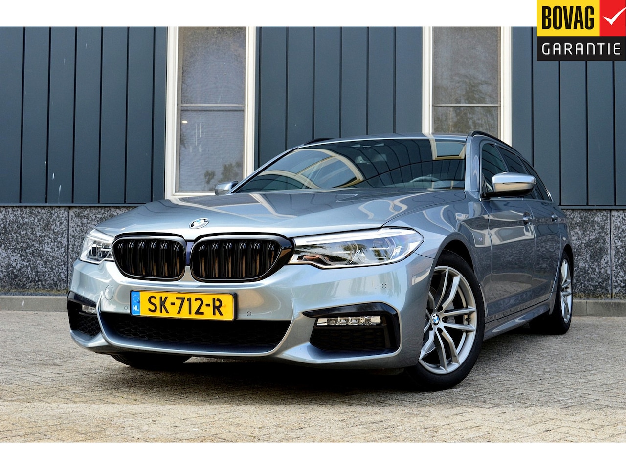 BMW 5-serie Touring - 520i M-Sport Rijklaarprijs-Garantie Leder Interieur Led Navigatie Sfeer verlichting - AutoWereld.nl