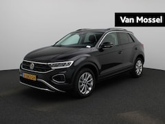 Volkswagen T-Roc - 1.0 TSI Life | Digital Cockpit | Airco | Park Assist | LED | All Season Banden |