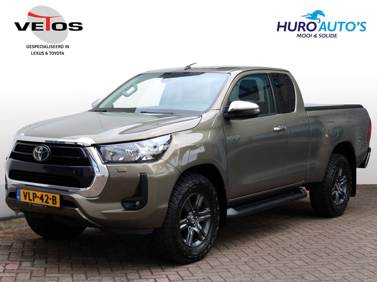 Toyota HiLux - 2.8 D-4D XtraCab Professional Premium | Automaat | 3500 KG Trekg - AutoWereld.nl