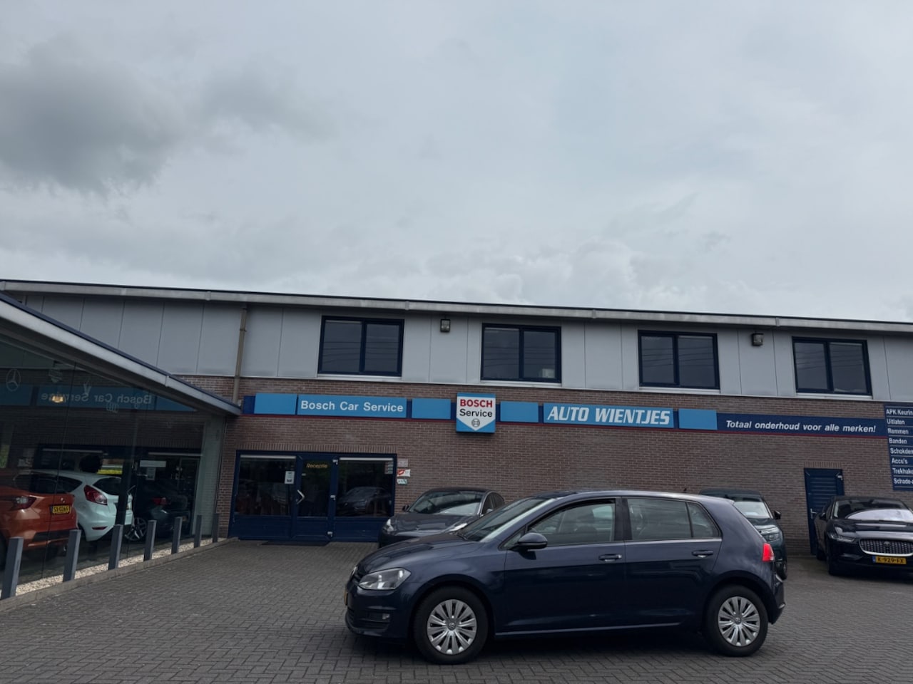 Volkswagen Golf - 1.6 TDI 81kw | Trendline 5-Drs | Airco | Cruise | Navi - AutoWereld.nl