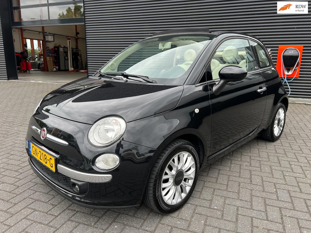 Fiat 500 C - TwinAir Turbo Lounge, 1e eigenaar, cabrio, clima, pdc - AutoWereld.nl