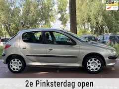 Peugeot 206 - 1.4 Air-line 2 AIRCO5DEURSAPKKOOPJE