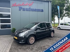 Renault Twingo - 1.2-16V Miss Sixty Airco|Bluetooth|Cruise|