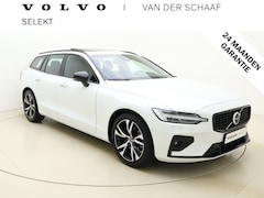 Volvo V60 - B3 177pk Automaat Plus Dark / Panoramadak / Harman&Kardon / Trekhaak inklapb. / 360 camera