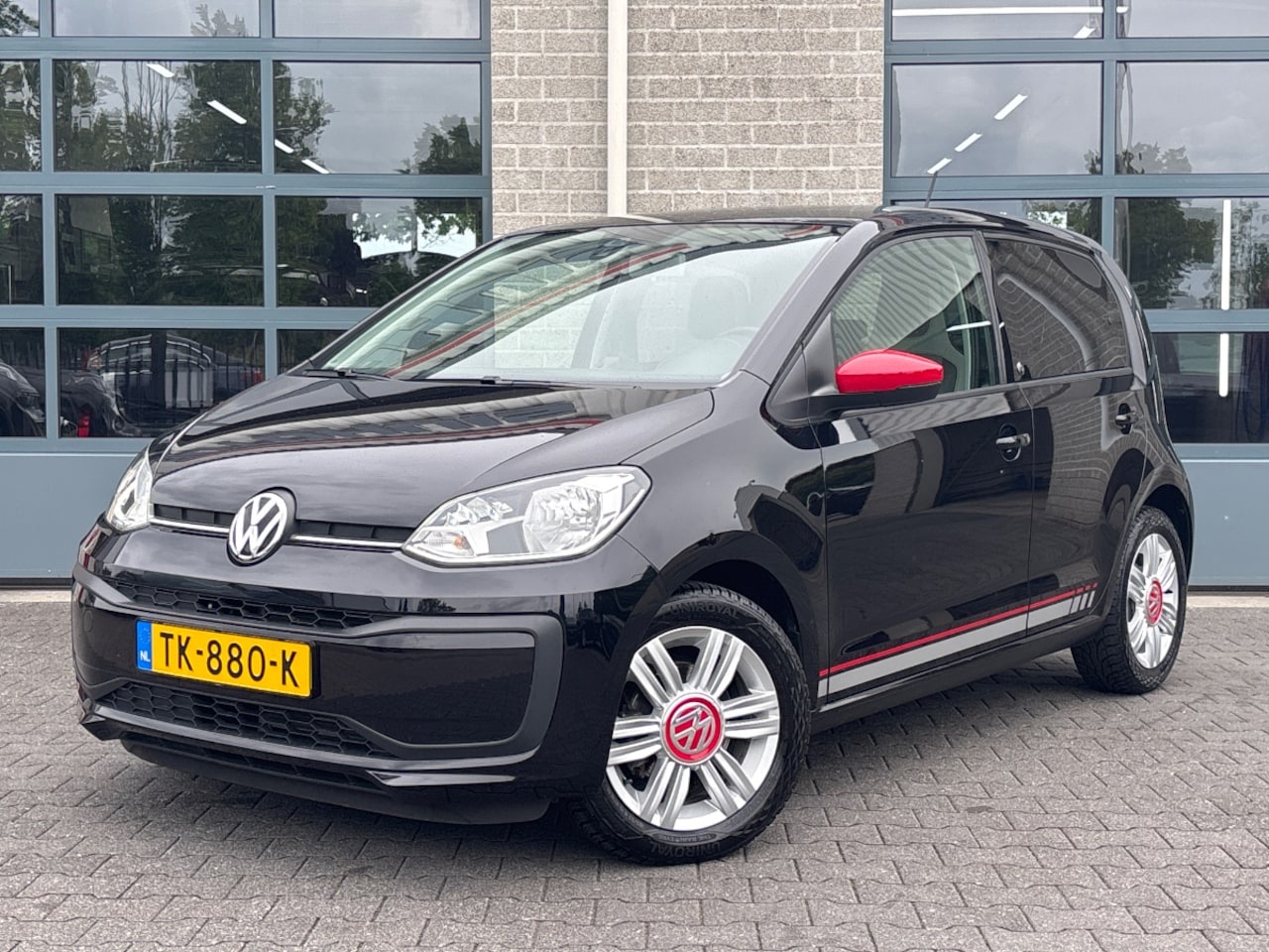 Volkswagen Up! - 1.0 BMT up! beats 1.0 BMT up! beats - AutoWereld.nl