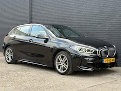 BMW 1-serie - 118i M SPORT Plus NAVI | PDC | LEDER | CRUISE | AUTOMAAT | BTW