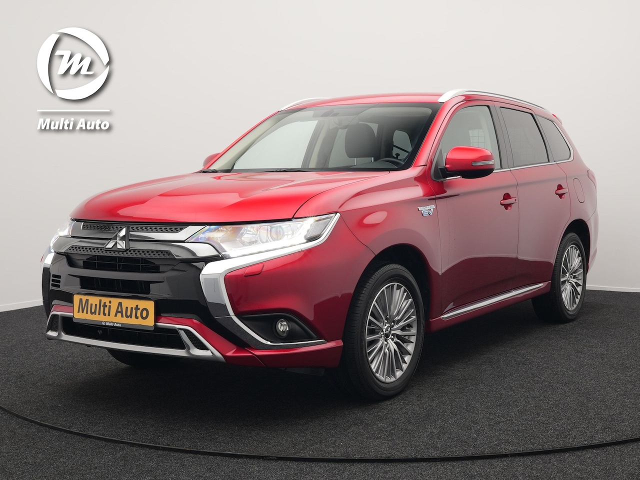 Mitsubishi Outlander Sport - 2.4 Intense Plug In Hybrid 225pk Dealer O.H. PHEV | Alcantara Sportstoelen | Trekhaak Afne - AutoWereld.nl