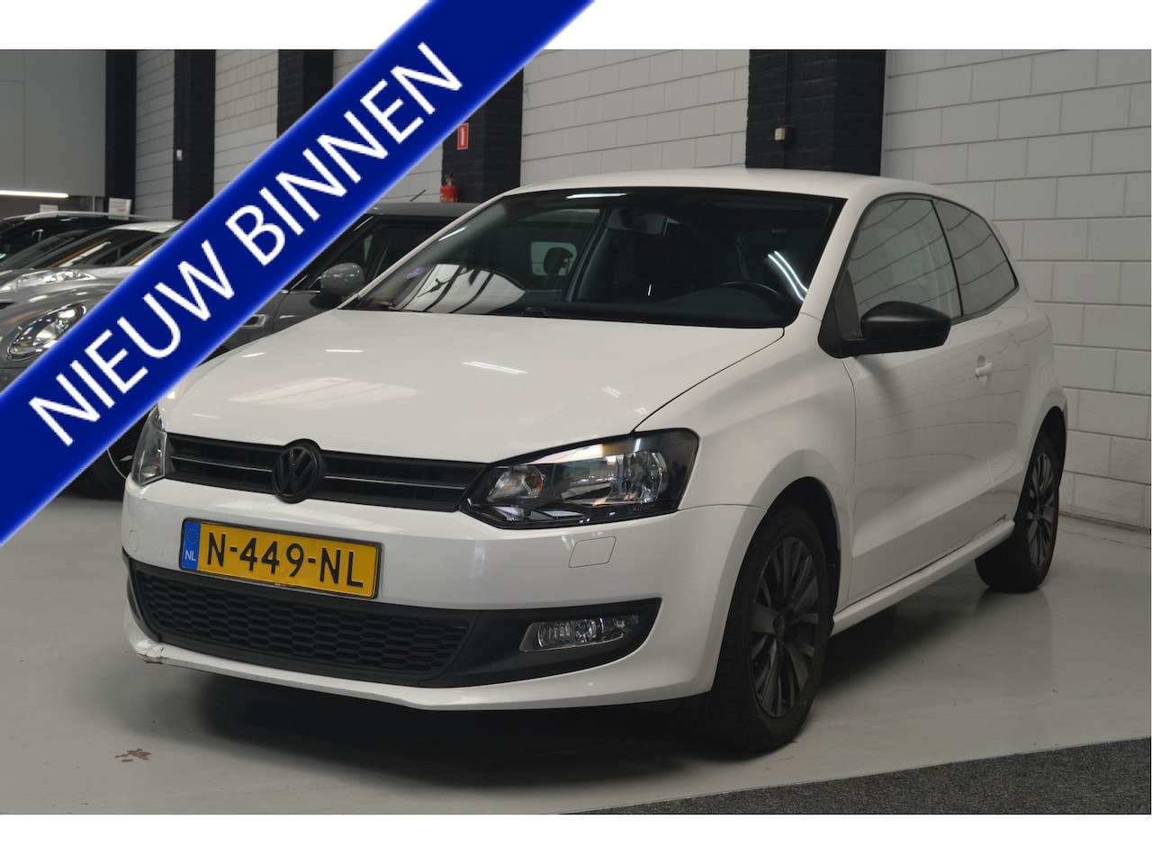 Volkswagen Polo - 1.2 Easyline // LICHTE RIJDBARE SCHADE // AIRCO // CRUISE // TREKHAAK // - AutoWereld.nl