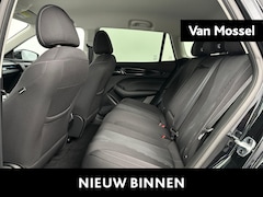 MG MG5 Electric - Long Range Comfort 61 kWh Airconditioning | ACC | Achteruit-rijcamera | Apple Carplay | Na