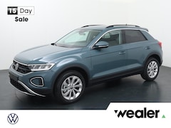 Volkswagen T-Roc - Life Edition 1.5 110 kW / 150 pk TSI SUV 7 versn. DSG | Climatronic | Multimedia pakket in