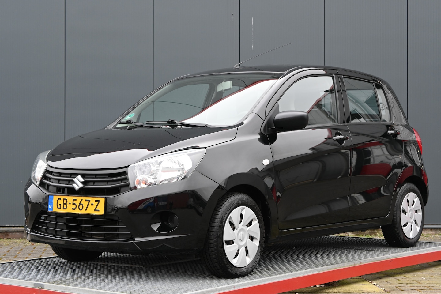 Suzuki Celerio - 1.0 Comfort navigatie - AutoWereld.nl