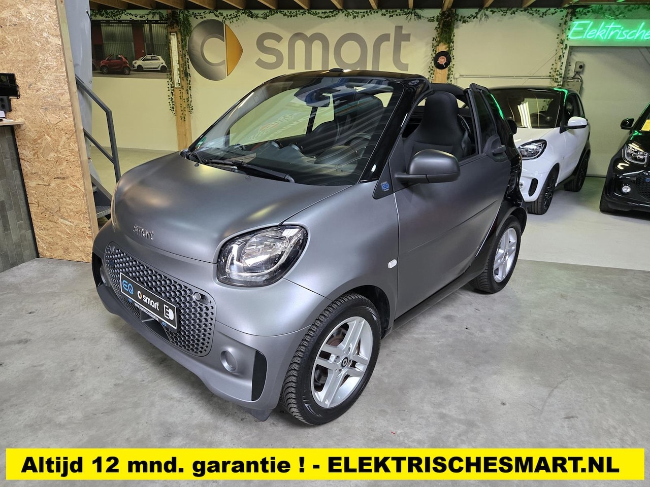 Smart Fortwo cabrio - EQ 22 kWH SNELLADER - stoelverwarming - 12 mnd. garantie - licht en regensensor - AutoWereld.nl