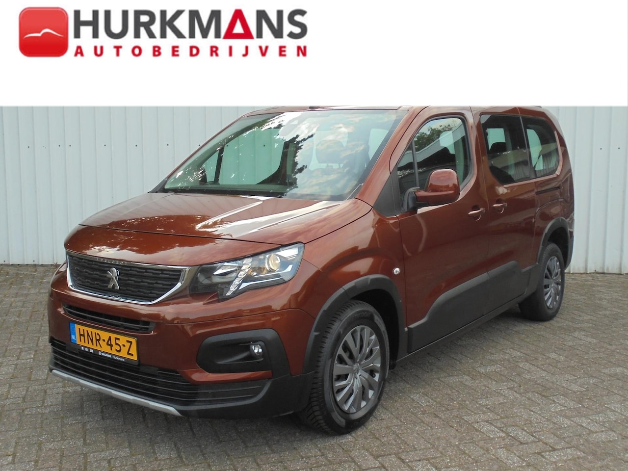 Peugeot Rifter - 1.2i 110PK LANGE UITVOERING 7-PERSOONS ! - AutoWereld.nl