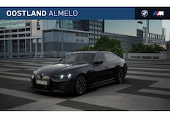 BMW i4 - eDrive35 High Executive M Sport / Comfort Access / Stoelverwarming / Adaptieve LED / Parki