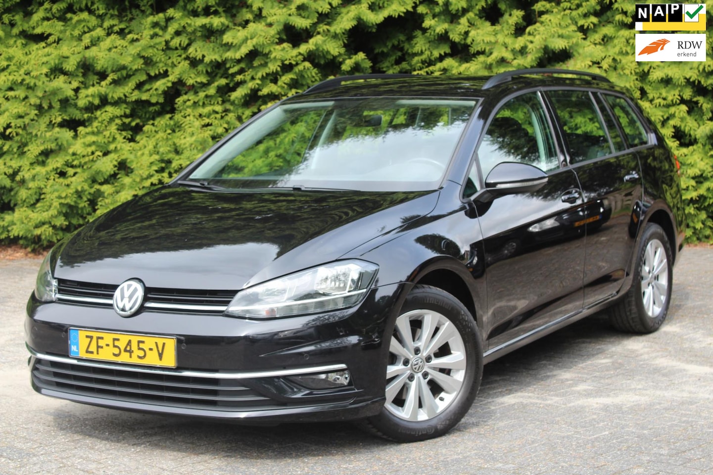 Volkswagen Golf Variant - 1.0 TSI Comfortline 116PK | Navigatie | Parkeersensoren | Lichtmetalen velgen | Climate Co - AutoWereld.nl