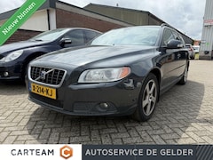 Volvo V70 - 2.5FT Momentum | Trekhaak | Xenon | Nivomat| Youngtimer