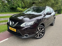 Nissan Qashqai - 1.2 Tekna Camera Trekhaak Automaat