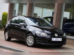 Volkswagen Golf - 1.2 TSI Trend Edition Navi