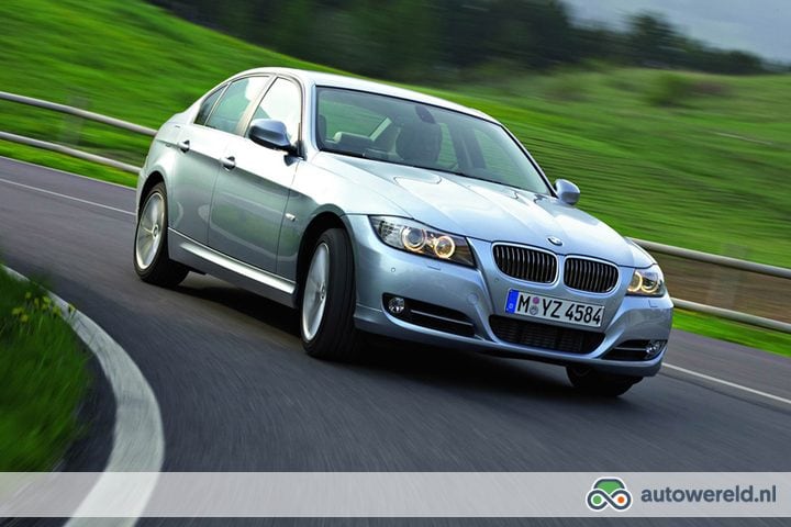 Technische gegevens: BMW Business - 4-deurs / Sedan