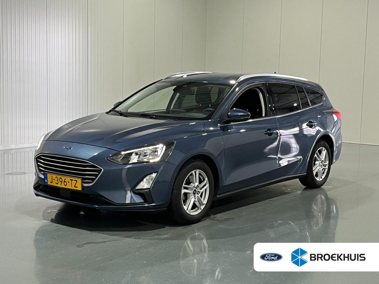 Ford Focus Wagon - 1.0 EcoBoost Trend Edition Business| Stuur/stoel/voorruit verwarming | Camera | Apple Carp - AutoWereld.nl