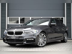 BMW 5-serie - 540i M-SPORT / SCHUIFDAK / HARMAN KARDON / HUD / MASSAGE / NACHTZICHT / DISPLAY KEY / FULL