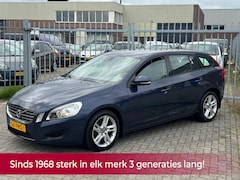 Volvo V60 - 1.6 T4 Kinetic 180PK AUTOMAAT Navi l Cruise l LED l Airco ECC 2e eigenaar l NL AUTO DEALER