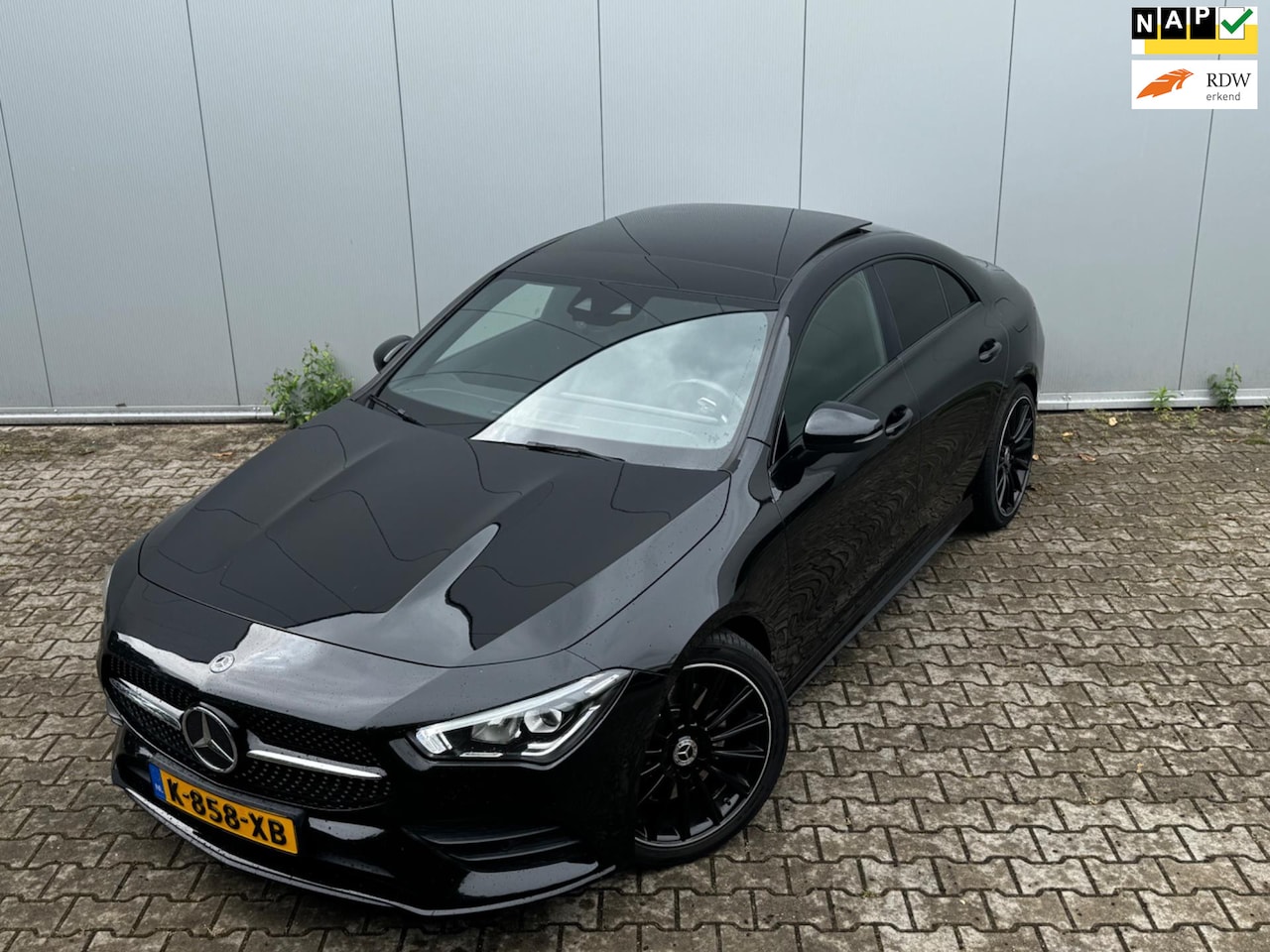 Mercedes-Benz CLA-Klasse - CLA 220 PREMIUM PLUS AMG PANORAMA SFEERVERLICHTING AMBIANCE VERLICHTING COMPLEET ONDERHOUD - AutoWereld.nl