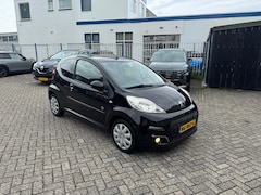 Peugeot 107 - 1.0 Sportium