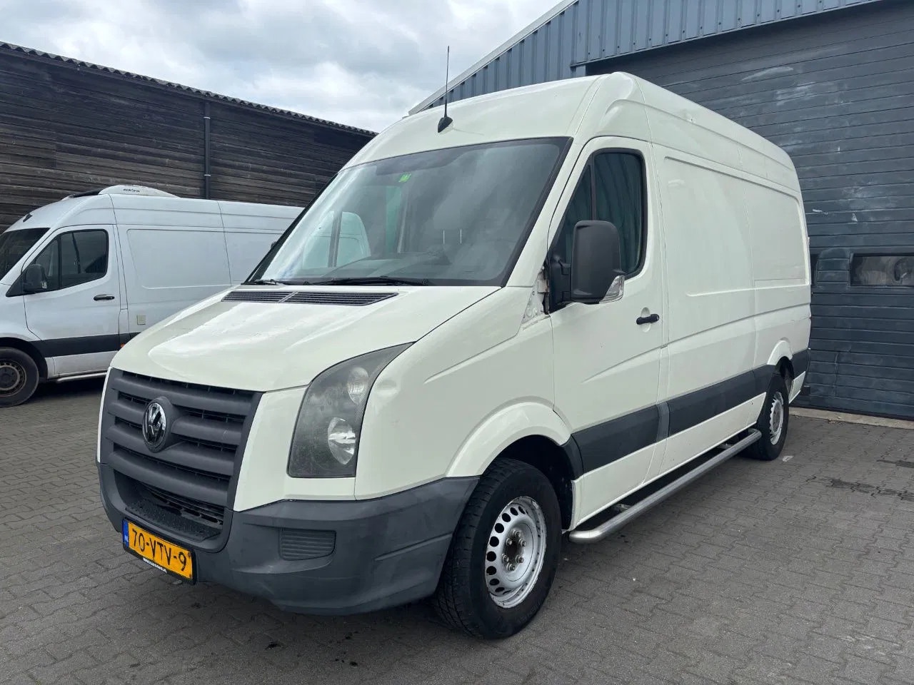 Volkswagen Crafter - 2.5 TDI 5 Cilinder L2 H2 Airco cruisecontrol - AutoWereld.nl