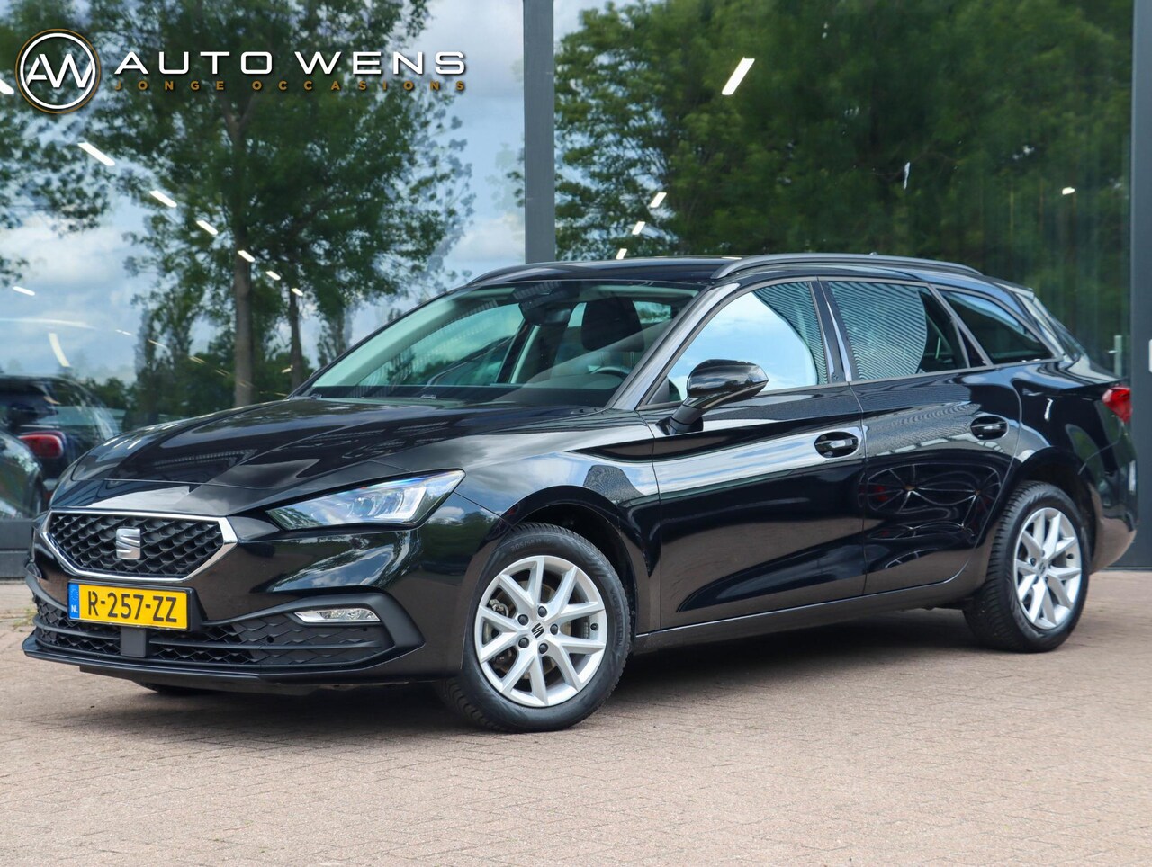 Seat Leon Sportstourer - 1.0 TSI Reference | Trekhaak | Carplay | 1e eigenaar! - AutoWereld.nl