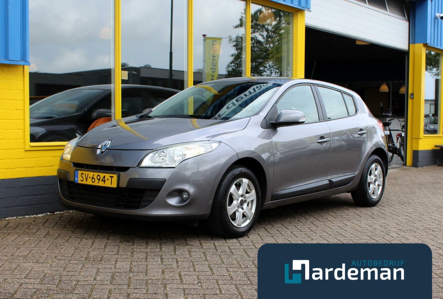 Renault Mégane - 1.6 Authentique Airco Afn. Trekhaak - AutoWereld.nl