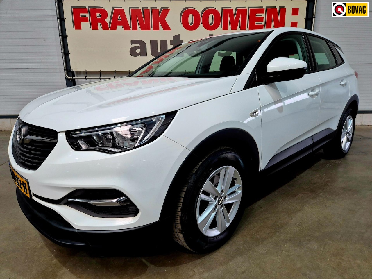 Opel Grandland X - 1.2 Turbo 131PK Online Edition + Navi|Apple|Android|PDC|Camera|Airco|Cruise|17"LMV - AutoWereld.nl