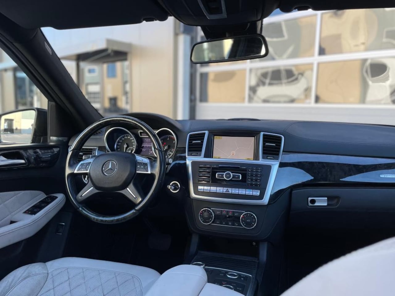Mercedes-Benz M-klasse - ML 350 cdi AMG|PANO|DESIGNO - AutoWereld.nl