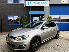 Volkswagen Golf - 1.2 TSI Highline 105PK|Navigatie|5-Deurs|Climate|PDC|Trekhaak|Cruise Control|StoelVW|Bluet