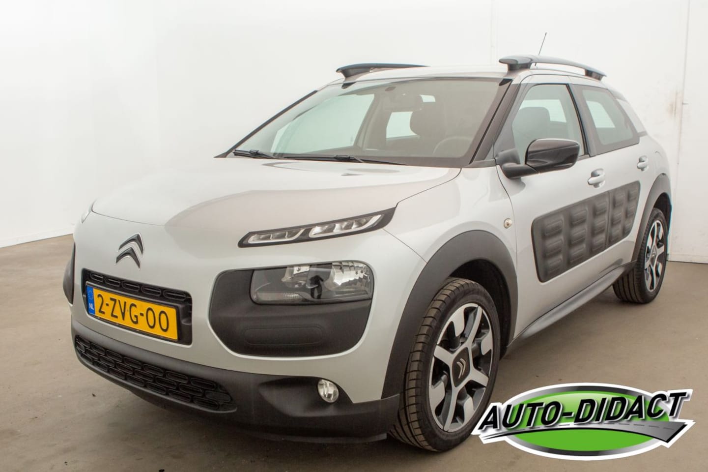 Citroën C4 Cactus - 1.2 PureTech Navi Feel - AutoWereld.nl