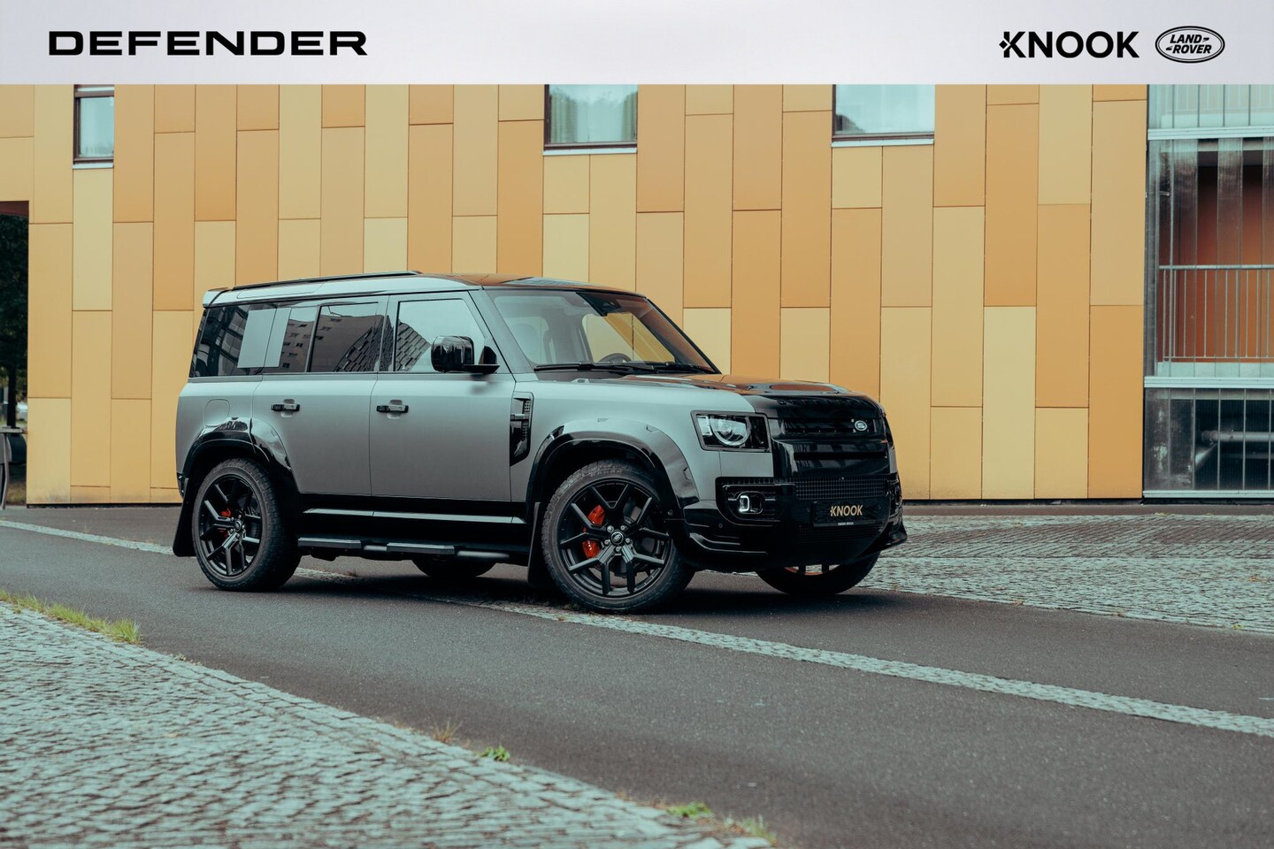 Land Rover Defender 110 - P300e 110 X-Dynamic HSE | Urban WideTrack | Quicksilver | Eiger Grey Satin | - AutoWereld.nl