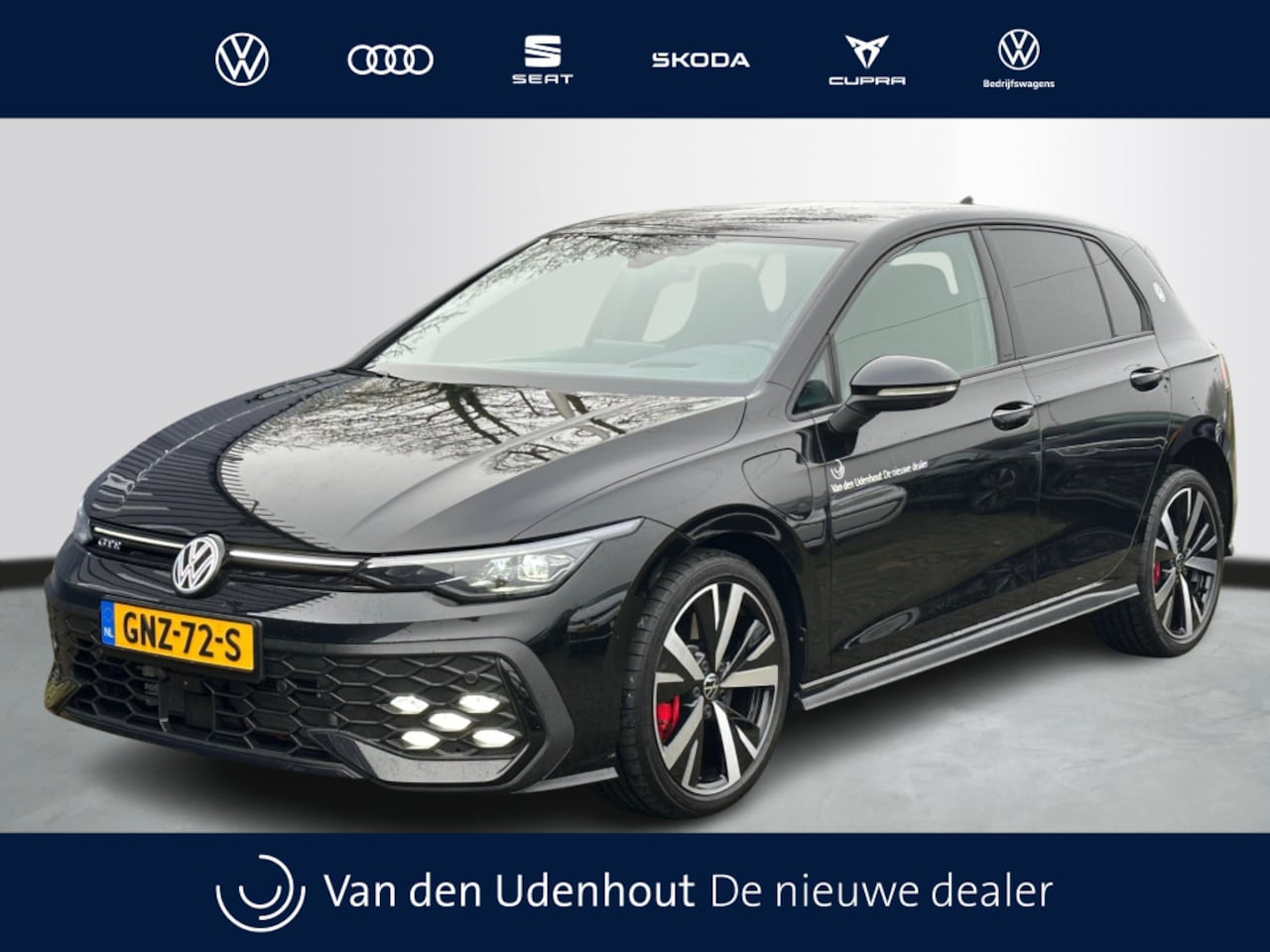 Volkswagen Golf - GTE 1.5 eHybrid 272pk DSG Black Style| Matrix | Head Up | 18" - AutoWereld.nl